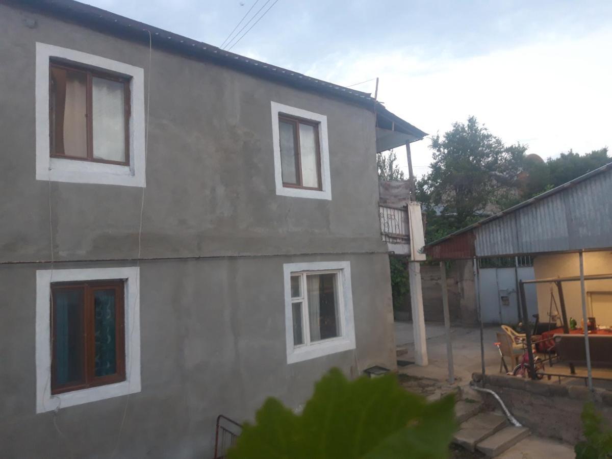 Sam'S Place, Tours With Sam Yerevan Exterior photo