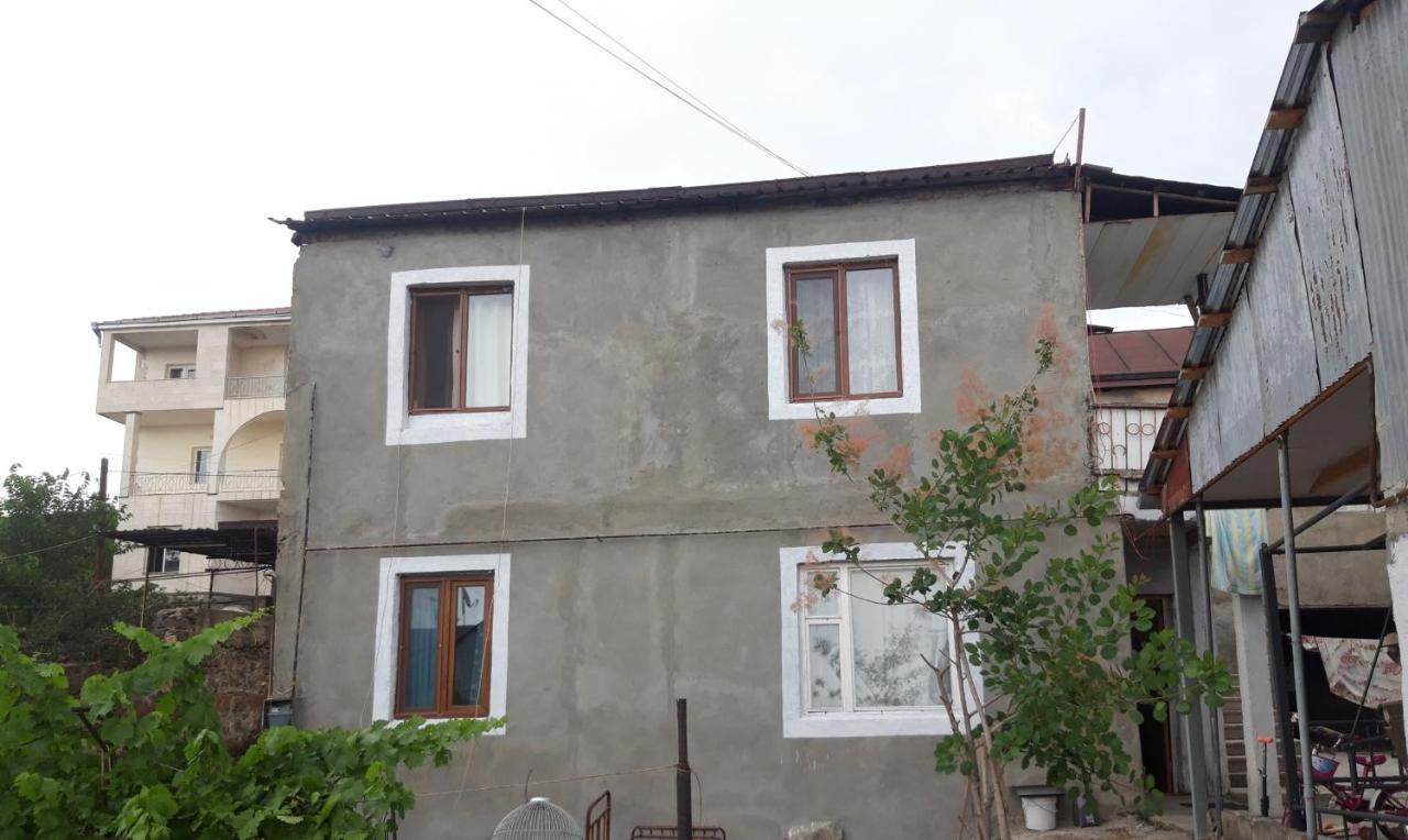 Sam'S Place, Tours With Sam Yerevan Exterior photo