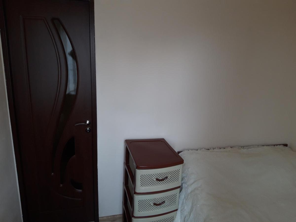 Sam'S Place, Tours With Sam Yerevan Exterior photo